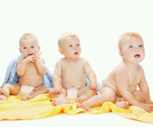 引发小儿多动症的因素有哪些呢?