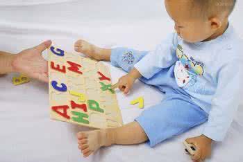 儿童轻度自闭症有哪些表现呢